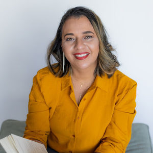 Meet your Posher, Stephania